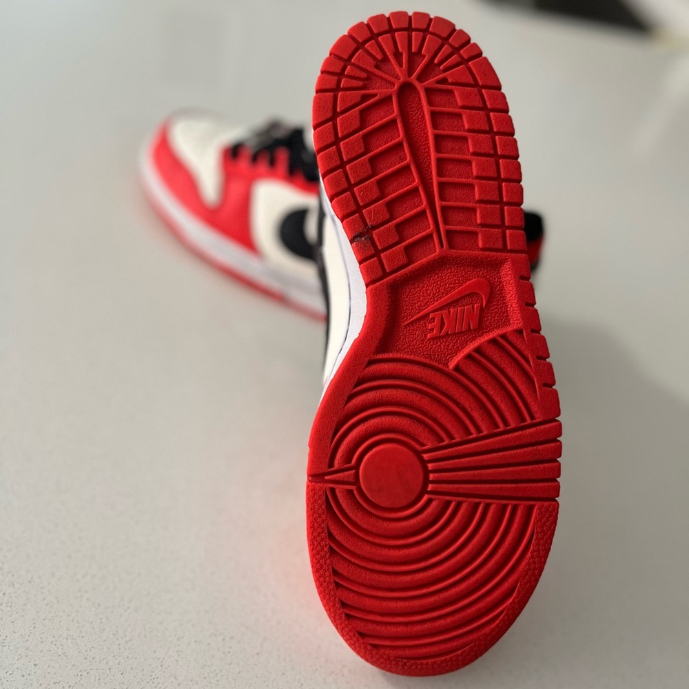 Nike Dunk 75th Anniversary Red / White Shoe Chicago 6 youth - Picture 5 of 9